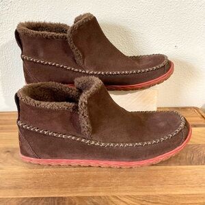 LL Bean Unisex Shearling Lined Slippers Brown Suede Cozy Cabin Comfort Warm